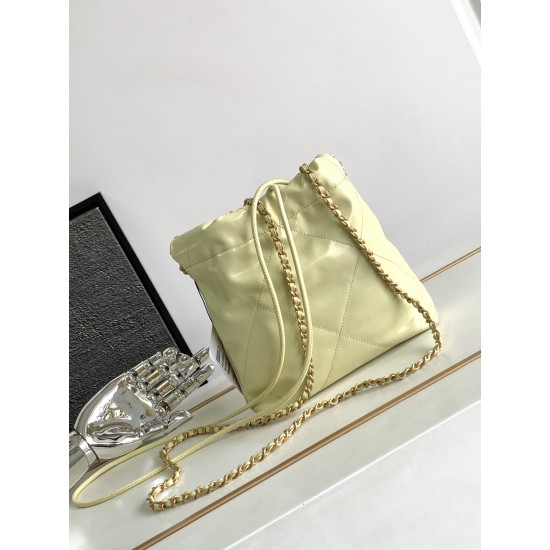 CHANEL 22 Bag