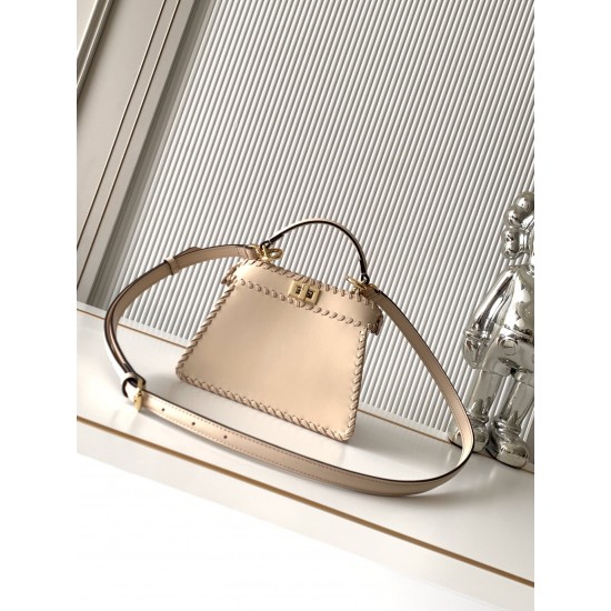 FENDI Peekaboo