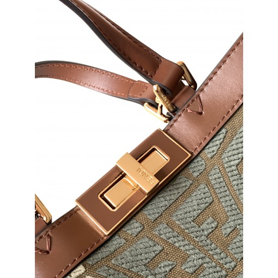 FENDI Tote Bags