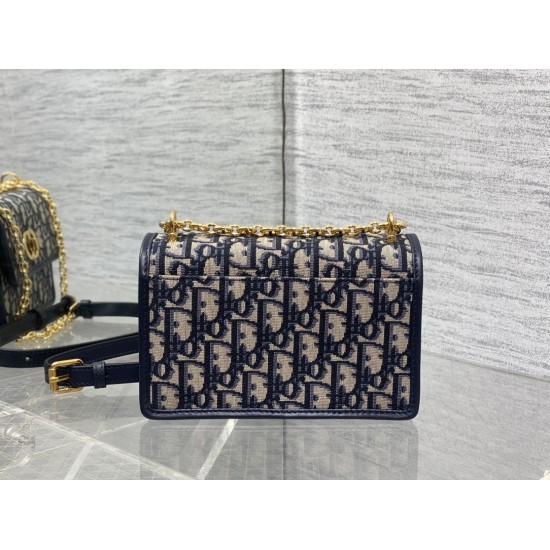 Dior Caro