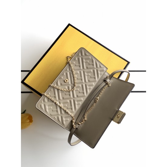 FENDI Baguette