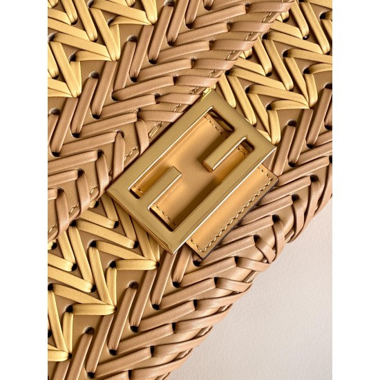 FENDI Baguette