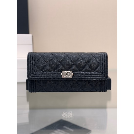 CHANEL BOY BAG
