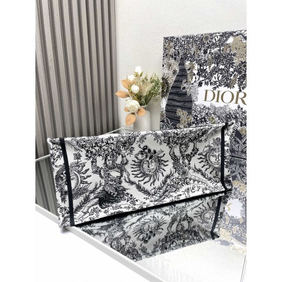 Dior Book Tote