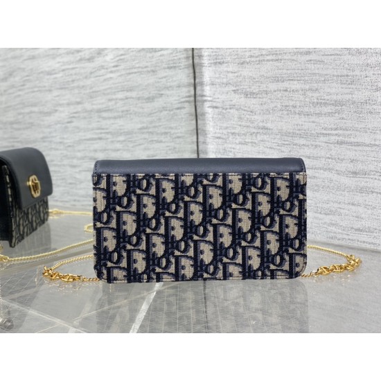 Dior Caro