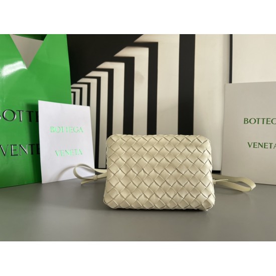 Bottega Veneta Parachute