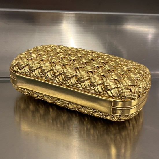 Bottega Veneta More