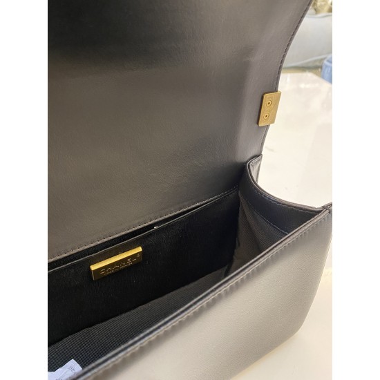 CHANEL BOY BAG