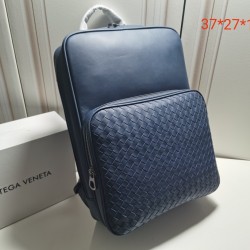 Bottega Veneta More