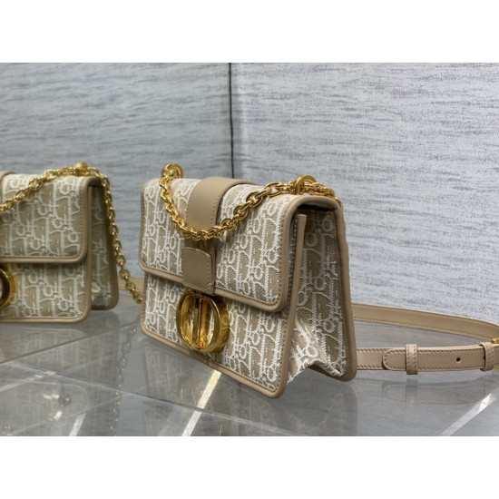 Dior Montaigne