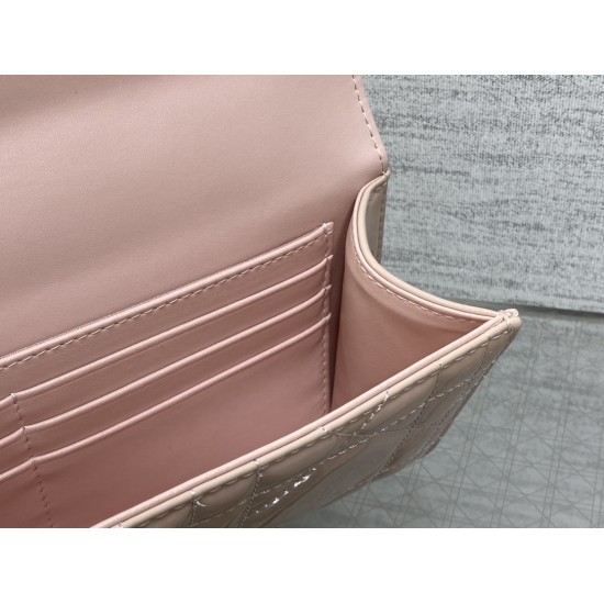 Dior Caro