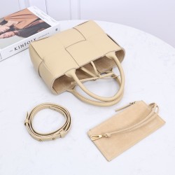 Bottega Veneta Tote