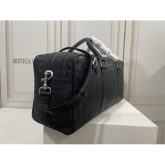 Bottega Veneta More