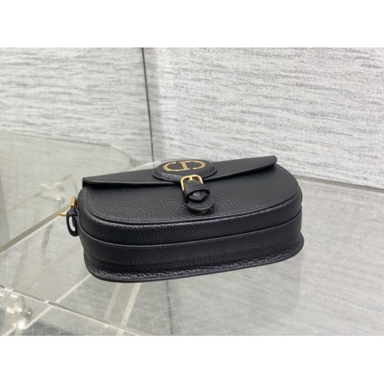 Dior Bobby