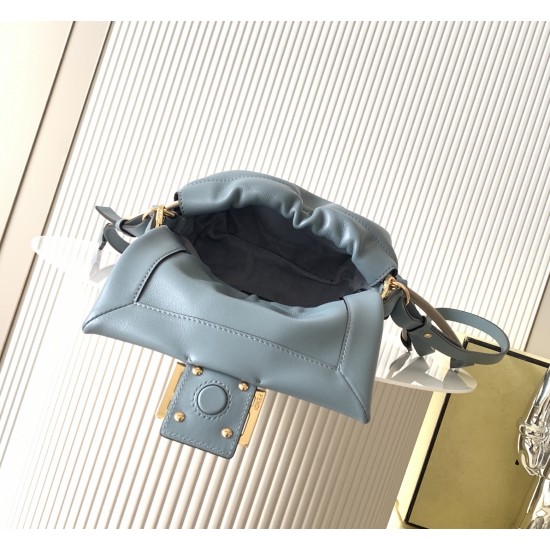 FENDI Baguette