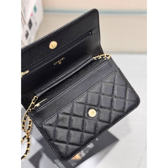 CHANEL WOC