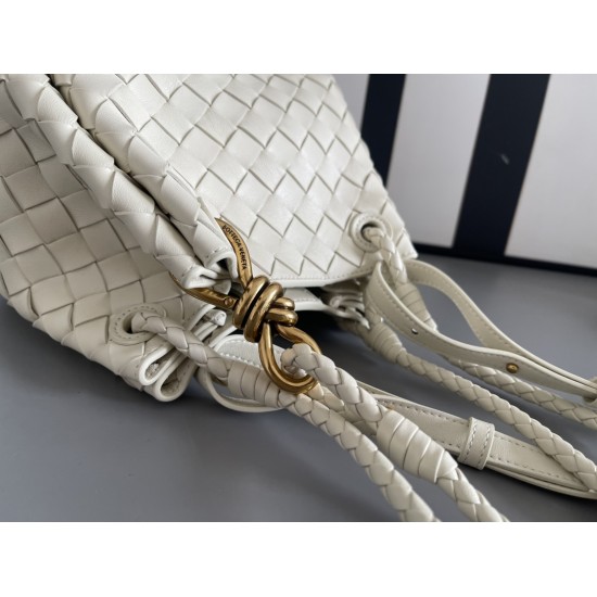 Bottega Veneta Parachute
