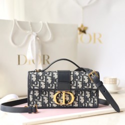 Dior Montaigne