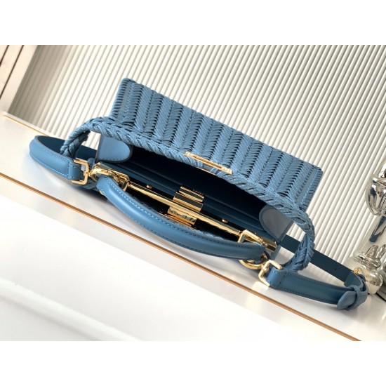 FENDI Peekaboo
