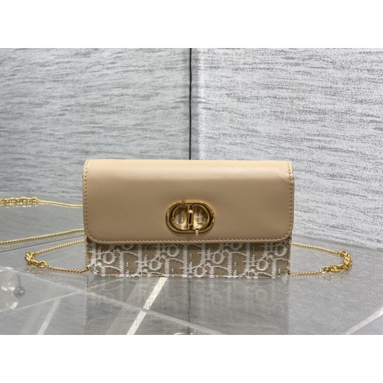 Dior Caro