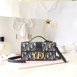 Dior Montaigne