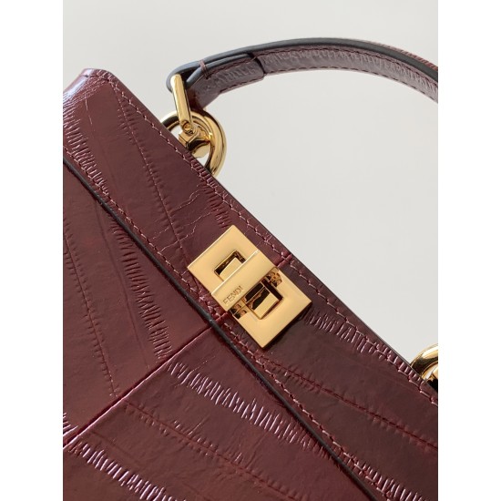 FENDI Peekaboo