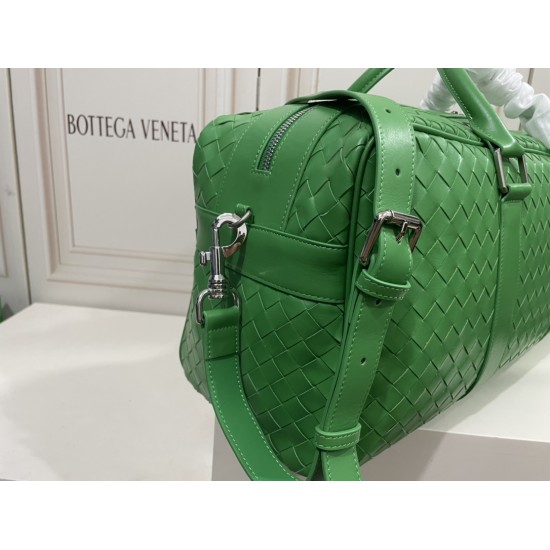 Bottega Veneta More