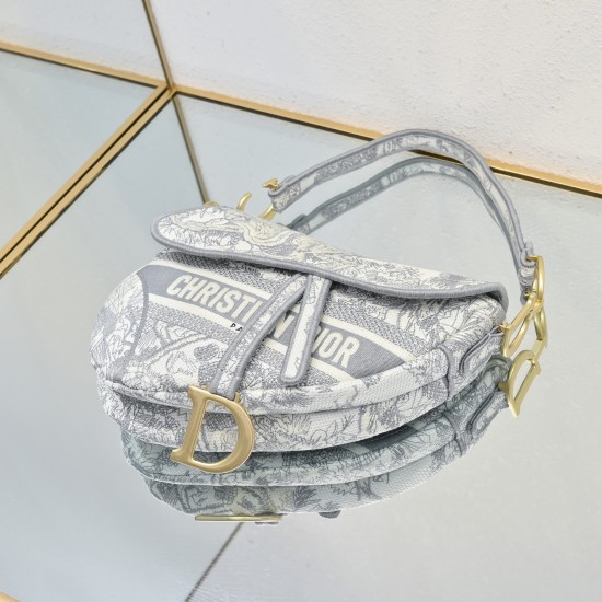Dior Saddle