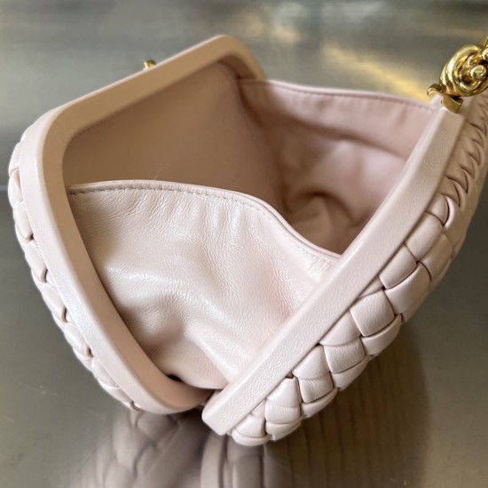 Bottega Veneta More