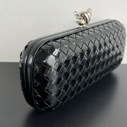 Bottega Veneta More