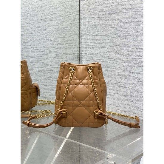 Dior Caro