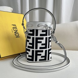 FENDI Bucket Bags