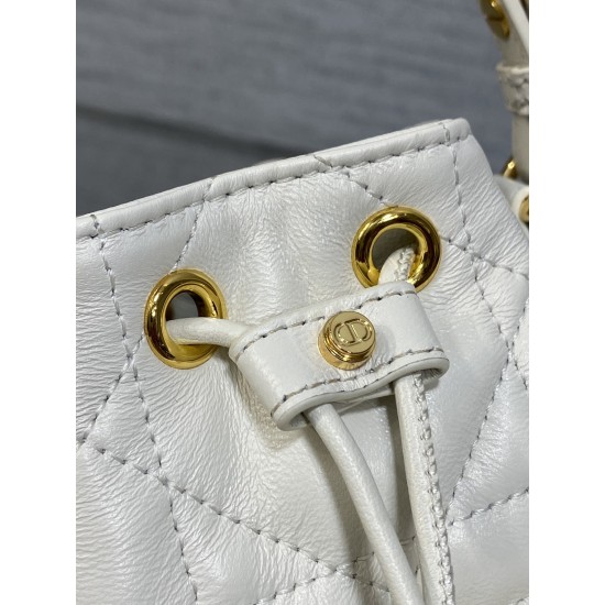 Dior Caro