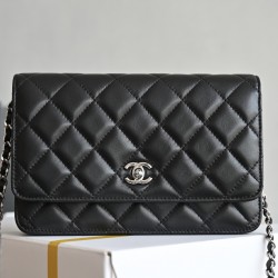 CHANEL WOC
