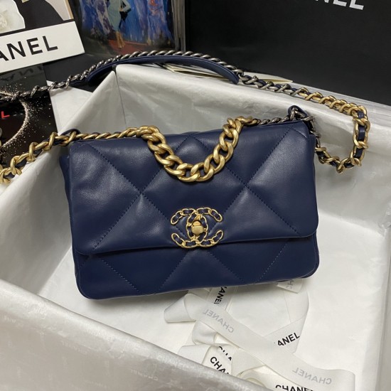 CHANEL 19 BAG