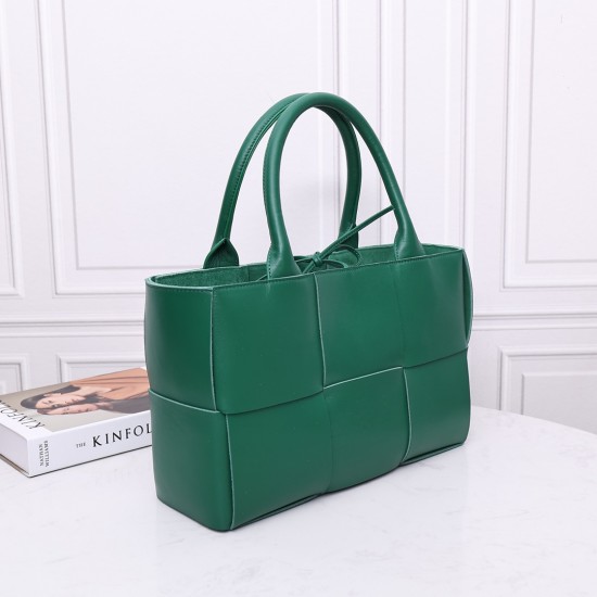 Bottega Veneta Tote
