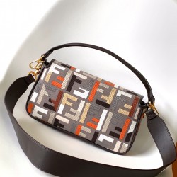 FENDI Baguette