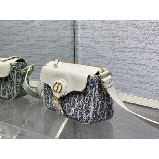 Dior Montaigne