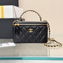 CHANEL WOC