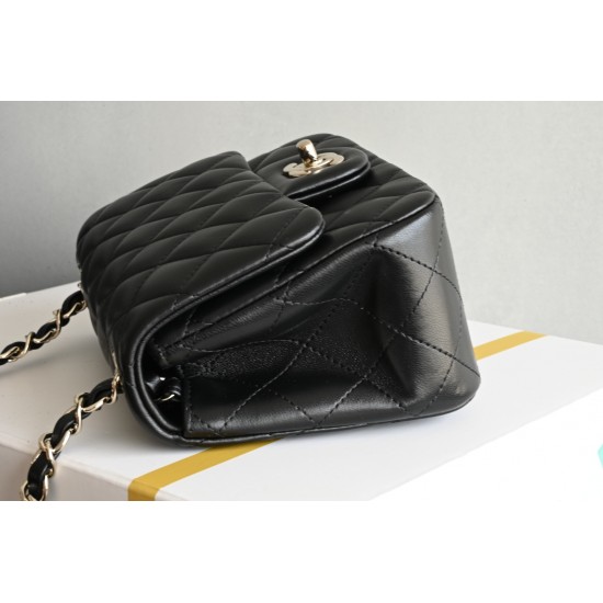 CHANEL FLAP BAG