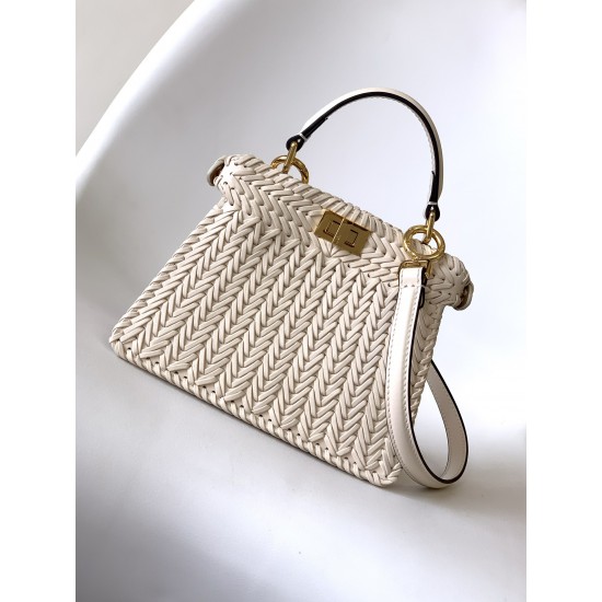 FENDI Peekaboo