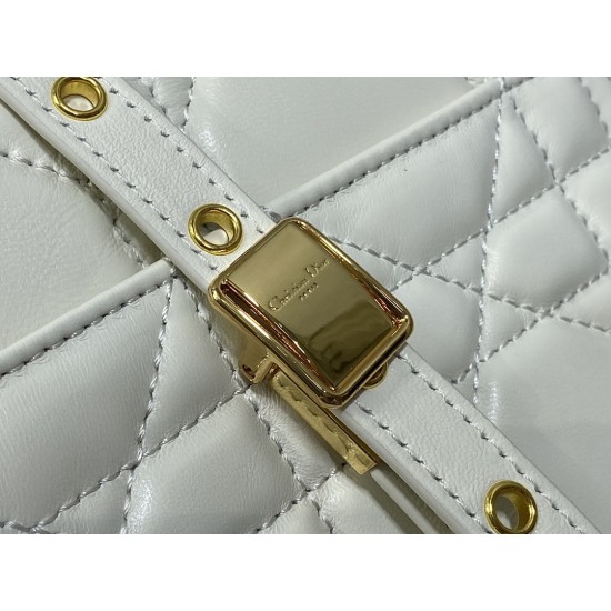 Dior Caro