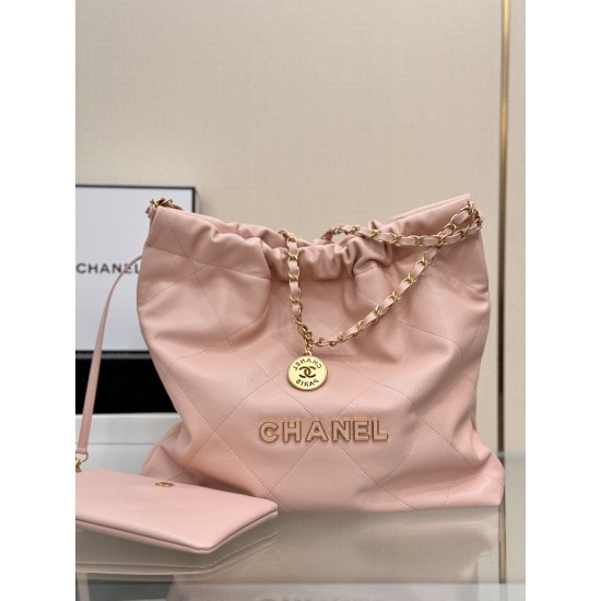 CHANEL 22 Bag