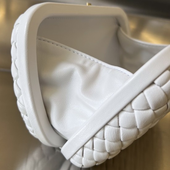 Bottega Veneta More