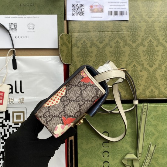 Gucci Padlock