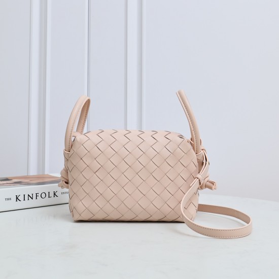 Bottega Veneta Loop