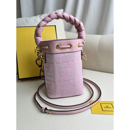 FENDI Bucket Bags