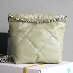 CHANEL 22 Bag