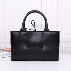 Bottega Veneta Tote