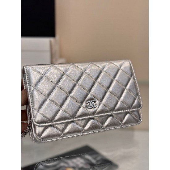CHANEL WOC